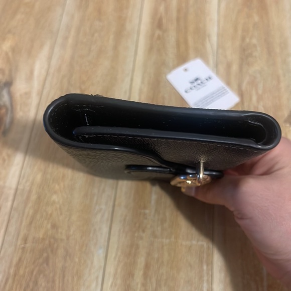 COACH authentic brand new with tag medium wallet - Picture 5 of 8